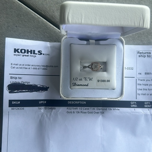 10k white gold 1/2 ctw ring - Picture 4 of 7